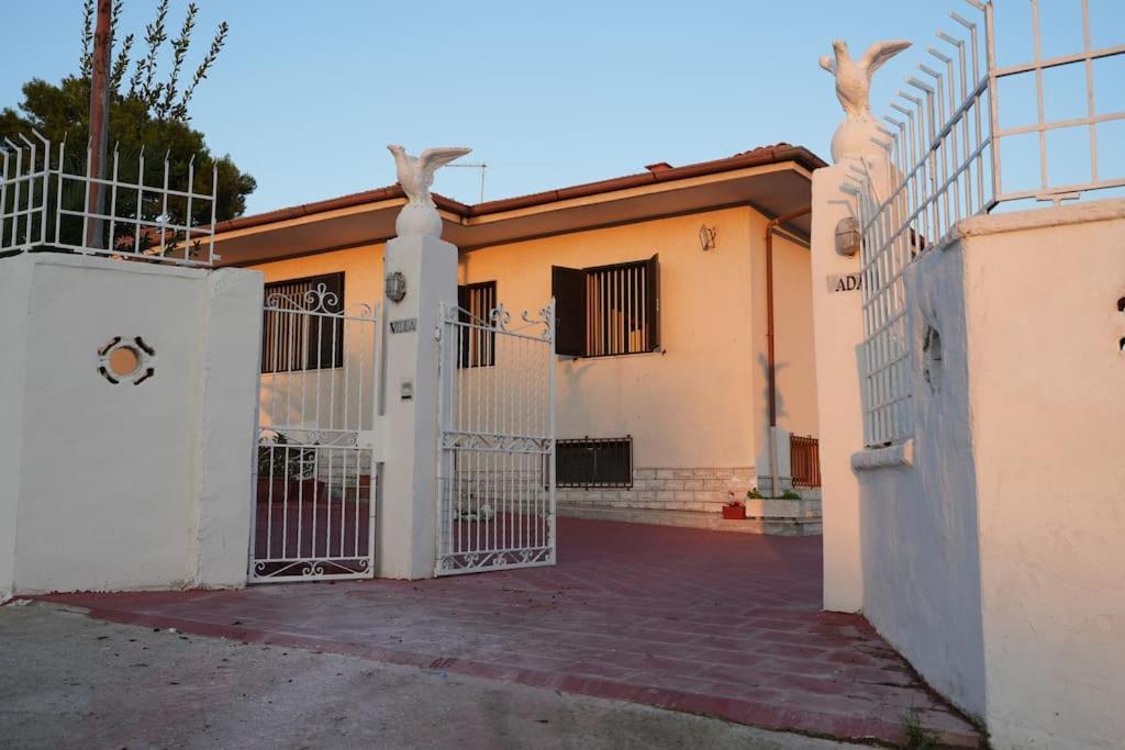 Villa Ada Лепорано Екстер'єр фото