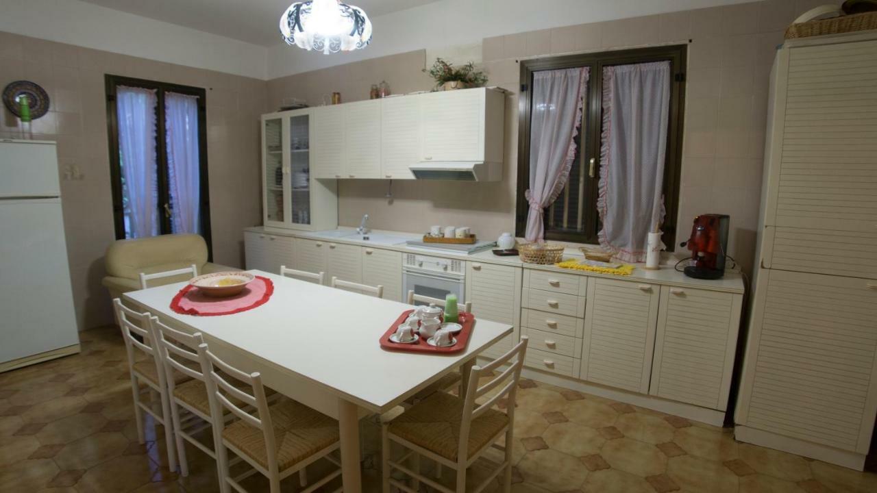 Villa Ada Лепорано Екстер'єр фото